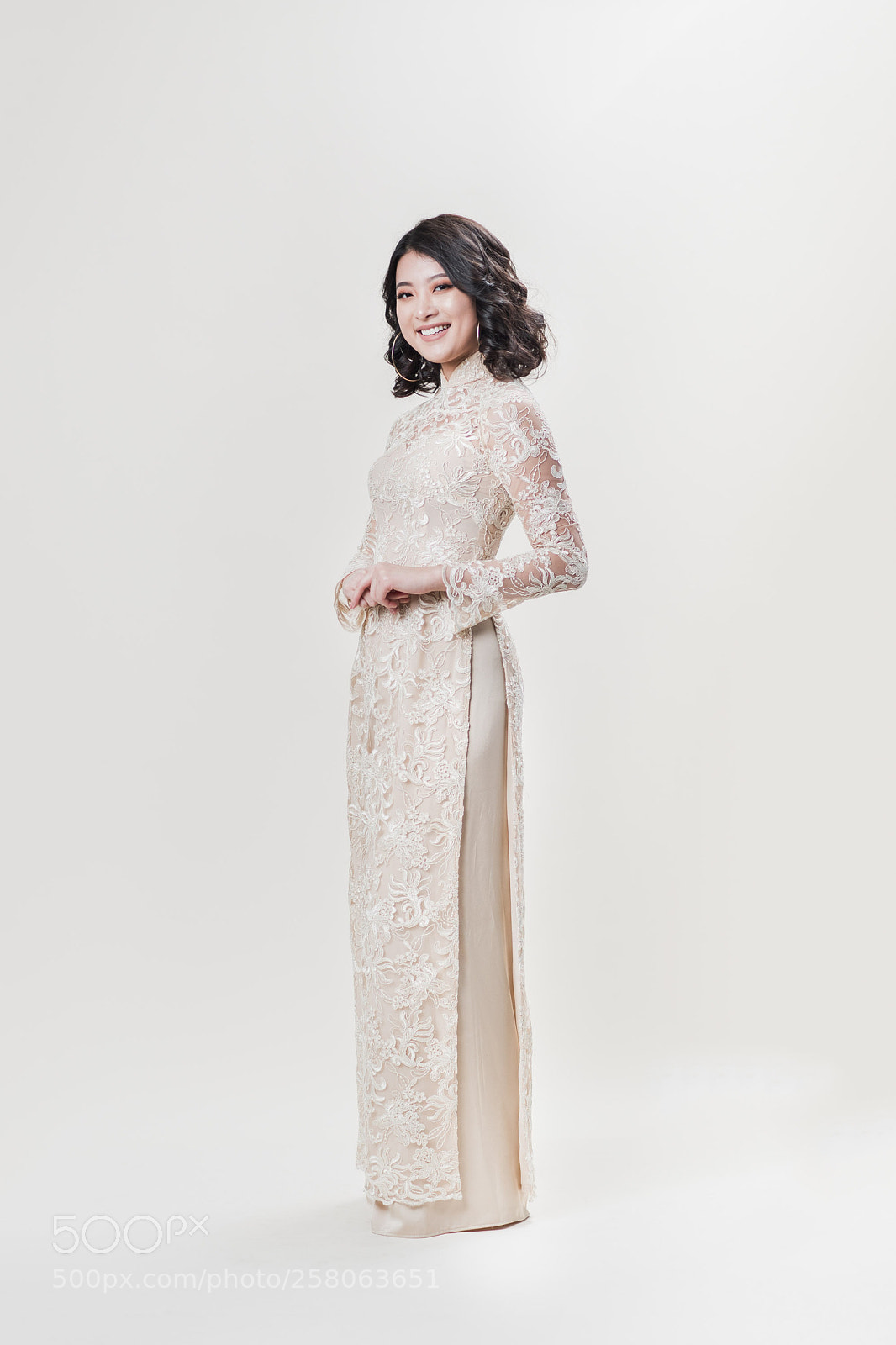 Canon EOS-1D X Mark II sample photo. Ao dai photography