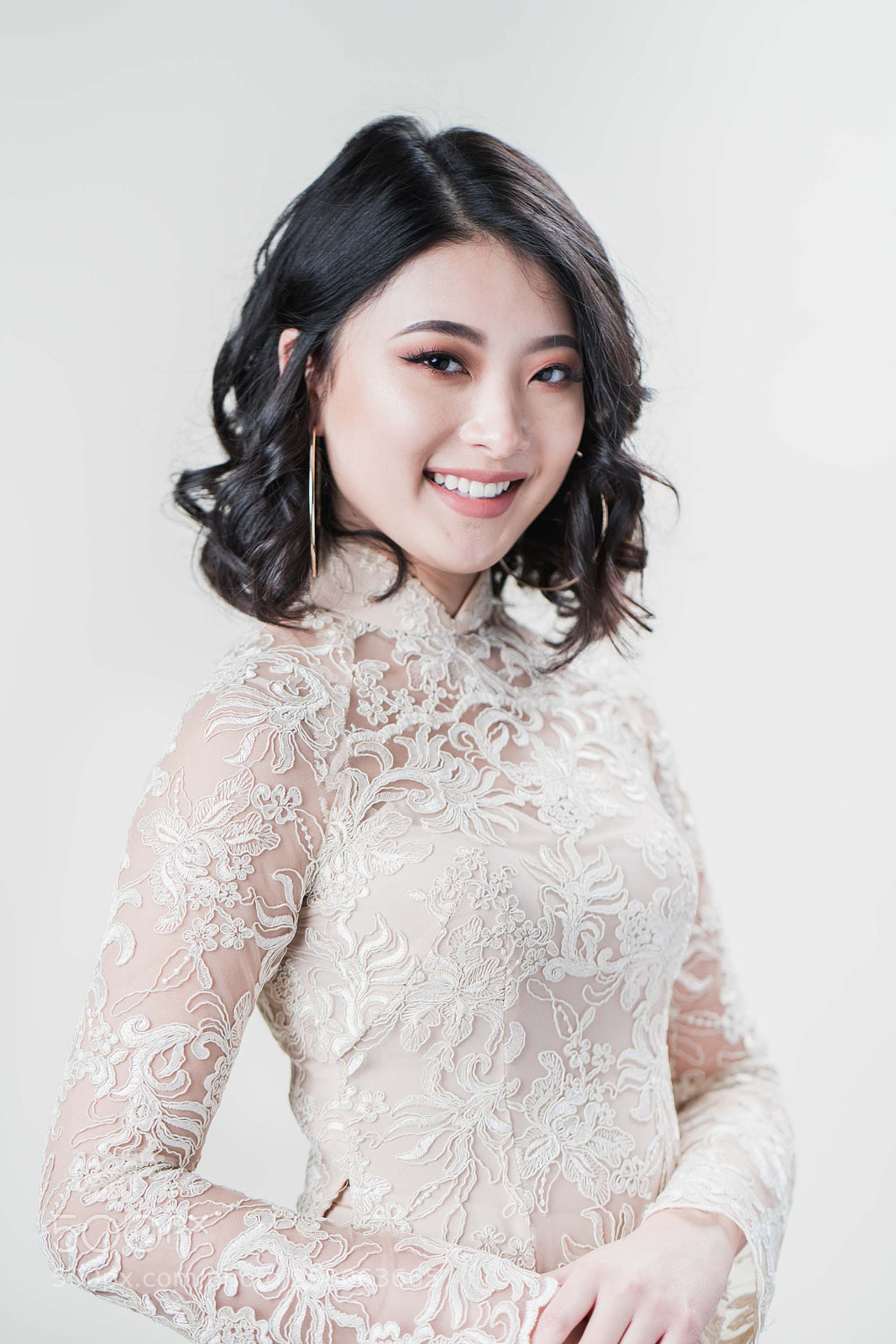 Sony a7R III sample photo. Ao dai photography