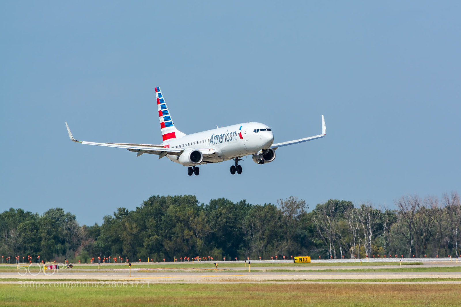 Nikon D7100 sample photo. American airlines boeing 737-823 photography