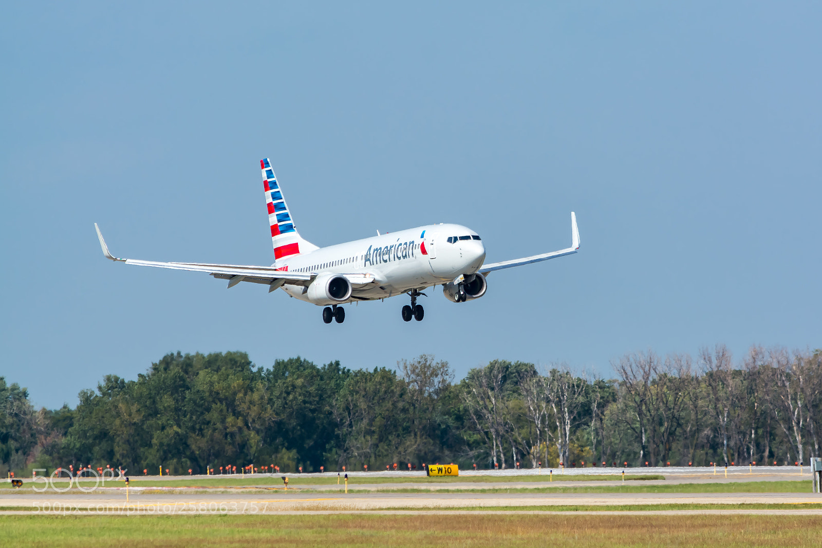 Nikon D7100 sample photo. American airlines boeing 737-823 photography
