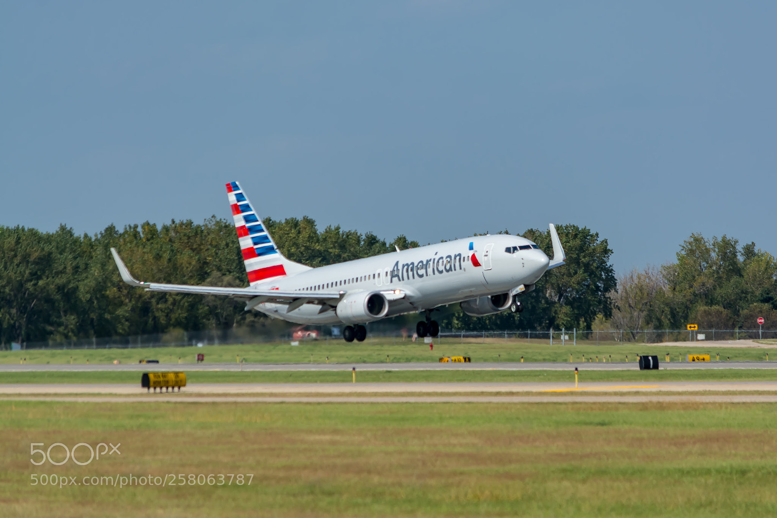 Nikon D7100 sample photo. American airlines boeing 737-823 photography