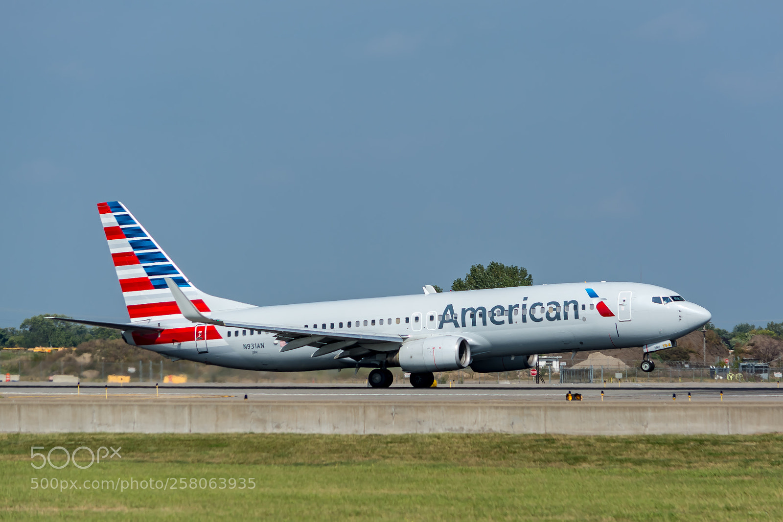 Nikon D7100 sample photo. American airlines boeing 737-823 photography