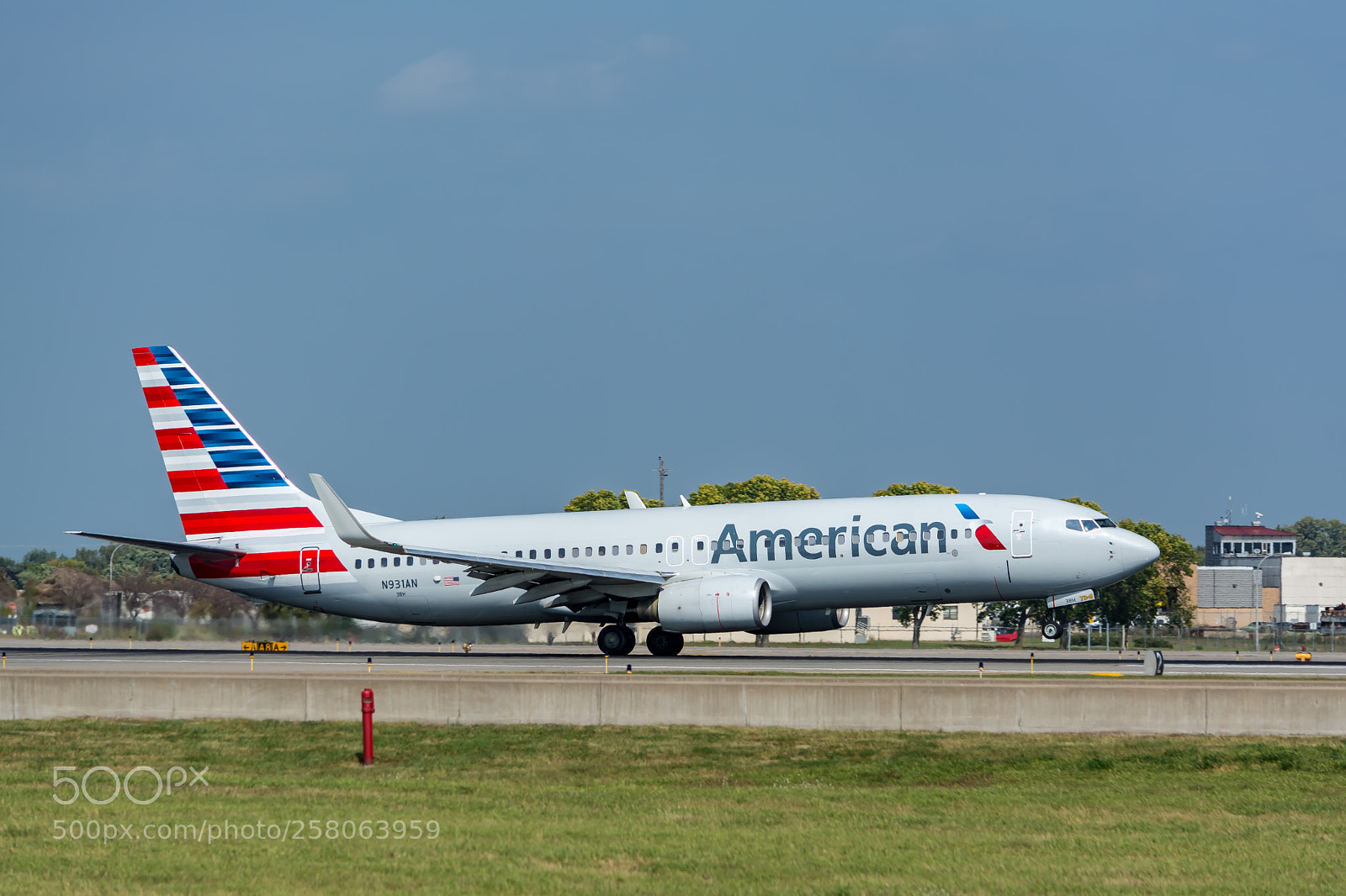 Nikon D7100 sample photo. American airlines boeing 737-823 photography