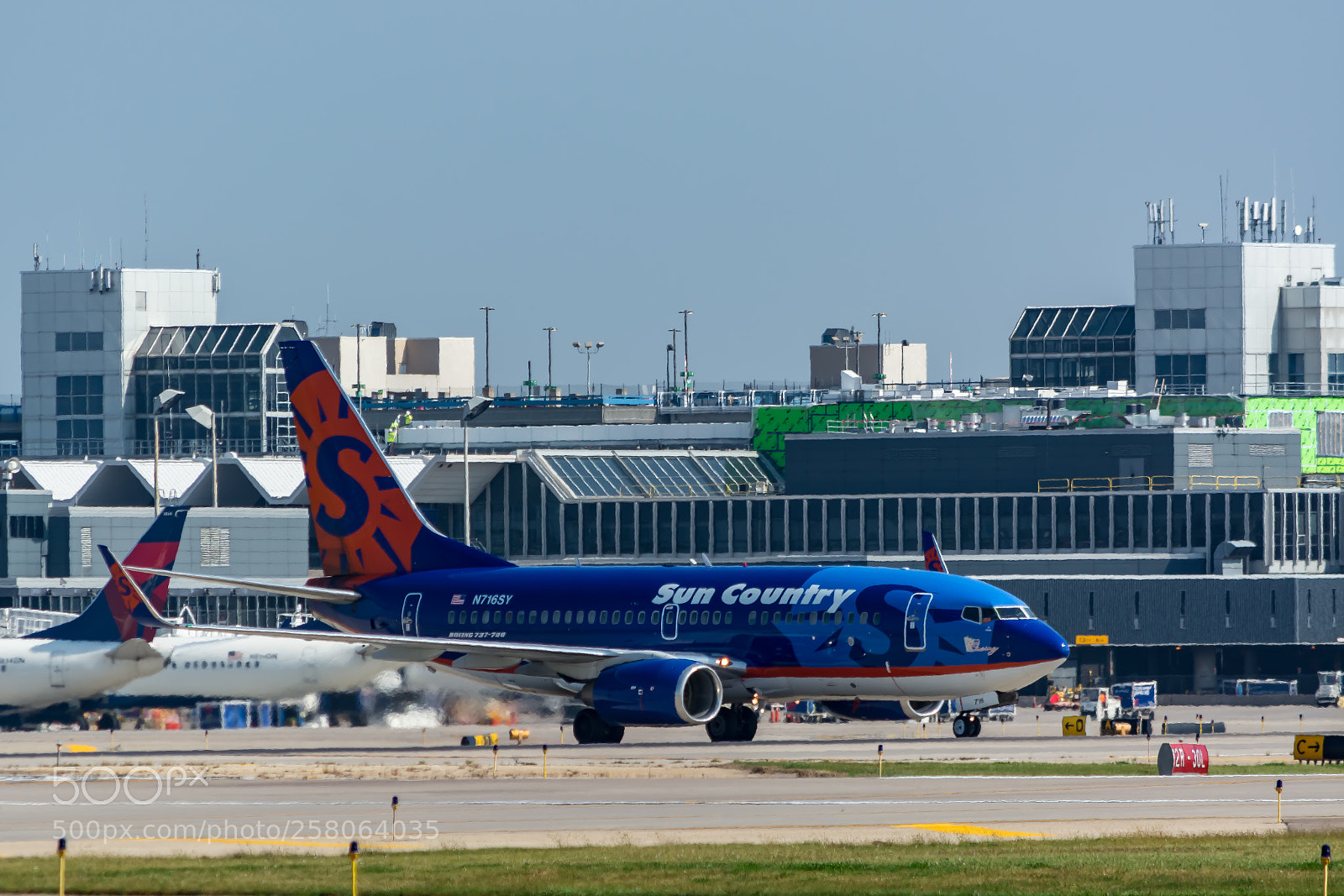 Nikon D7100 sample photo. Sun country airlines boeing photography