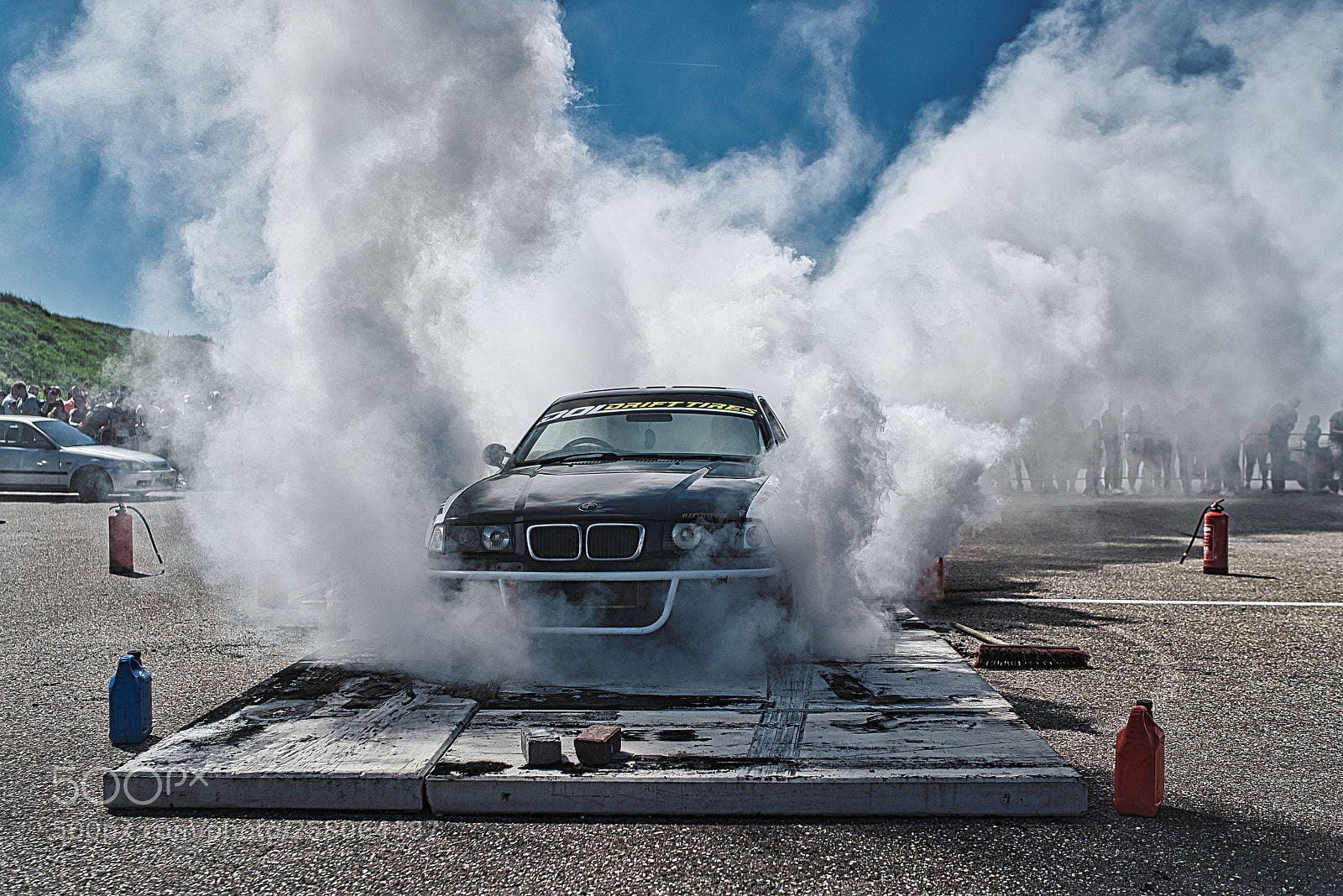 Sony a7R III sample photo. Burn-out 02. japfest circuit photography