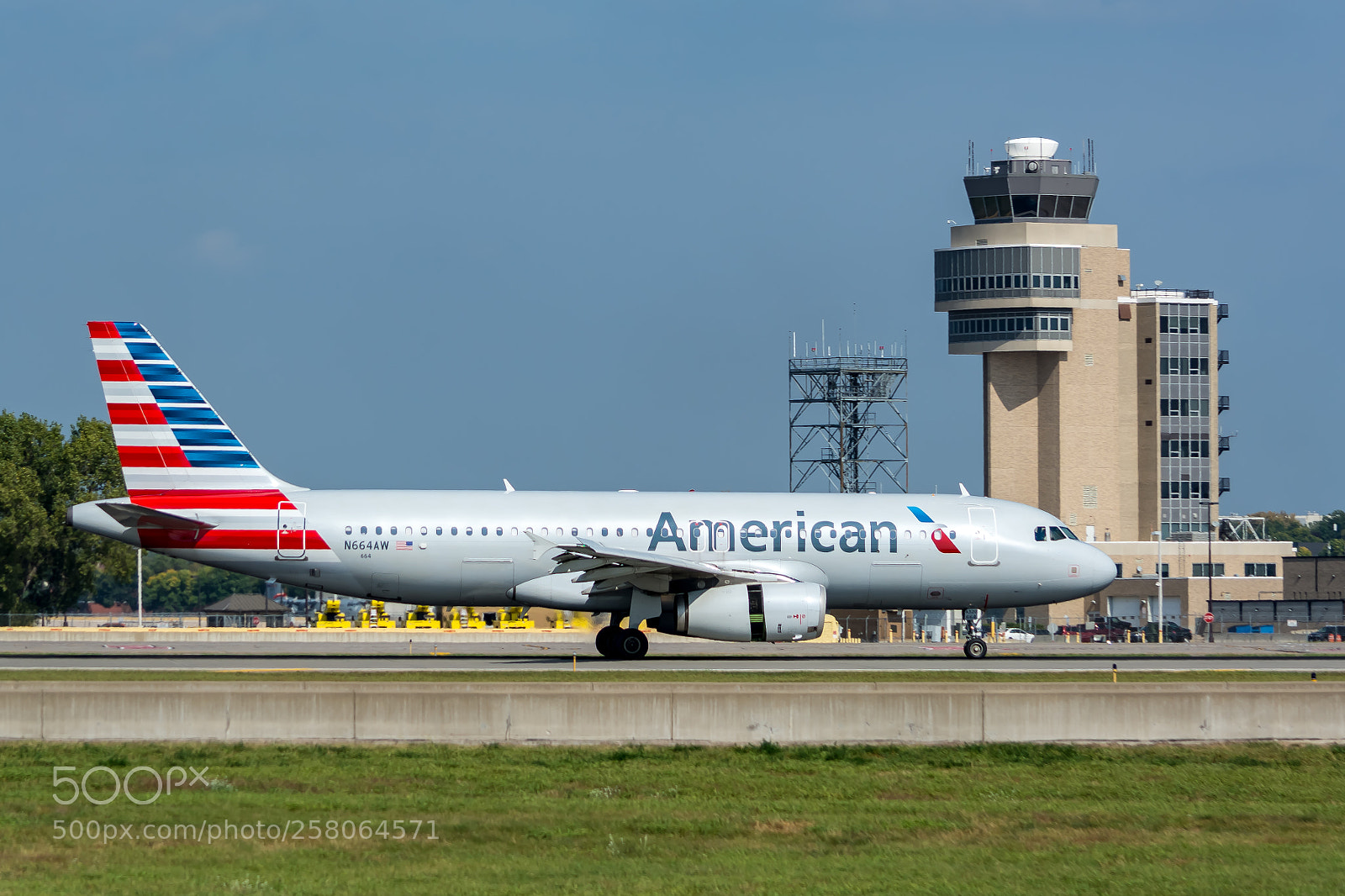 Nikon D7100 sample photo. American airlines airbus a320-232 photography