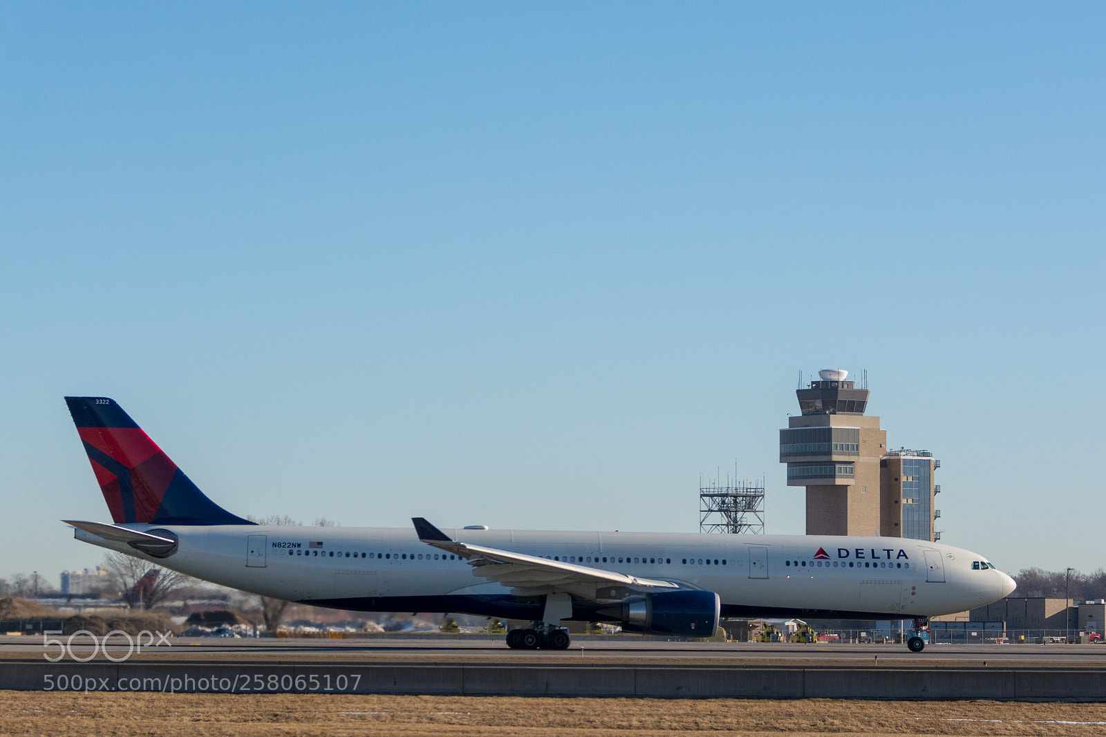 Nikon D7100 sample photo. Delta air lines airbus photography