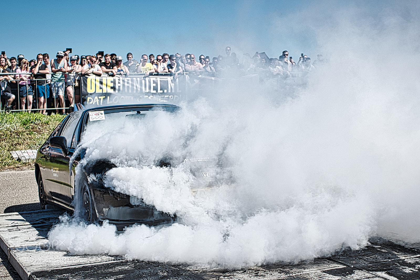 Sony a7R III sample photo. Burn-out 03. japfest circuit photography