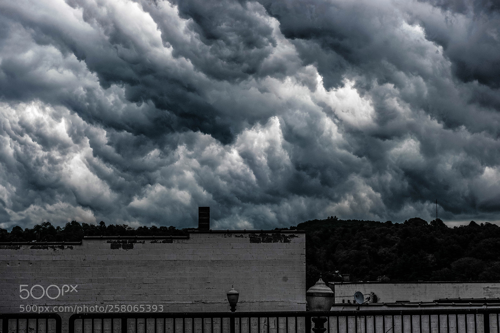 Nikon D3300 sample photo. Stormy photography