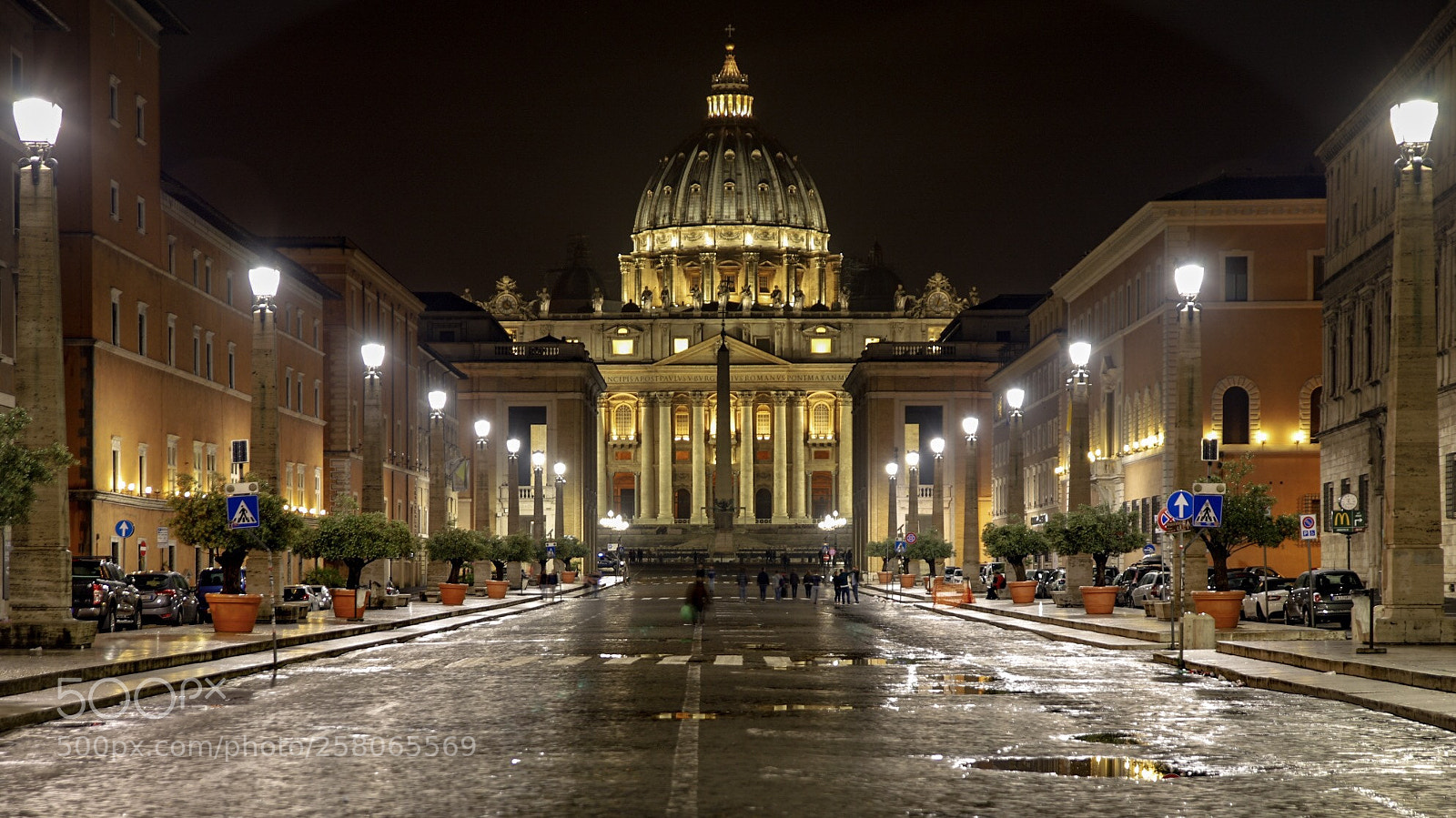 Canon EOS 6D Mark II sample photo. Vaticano photography