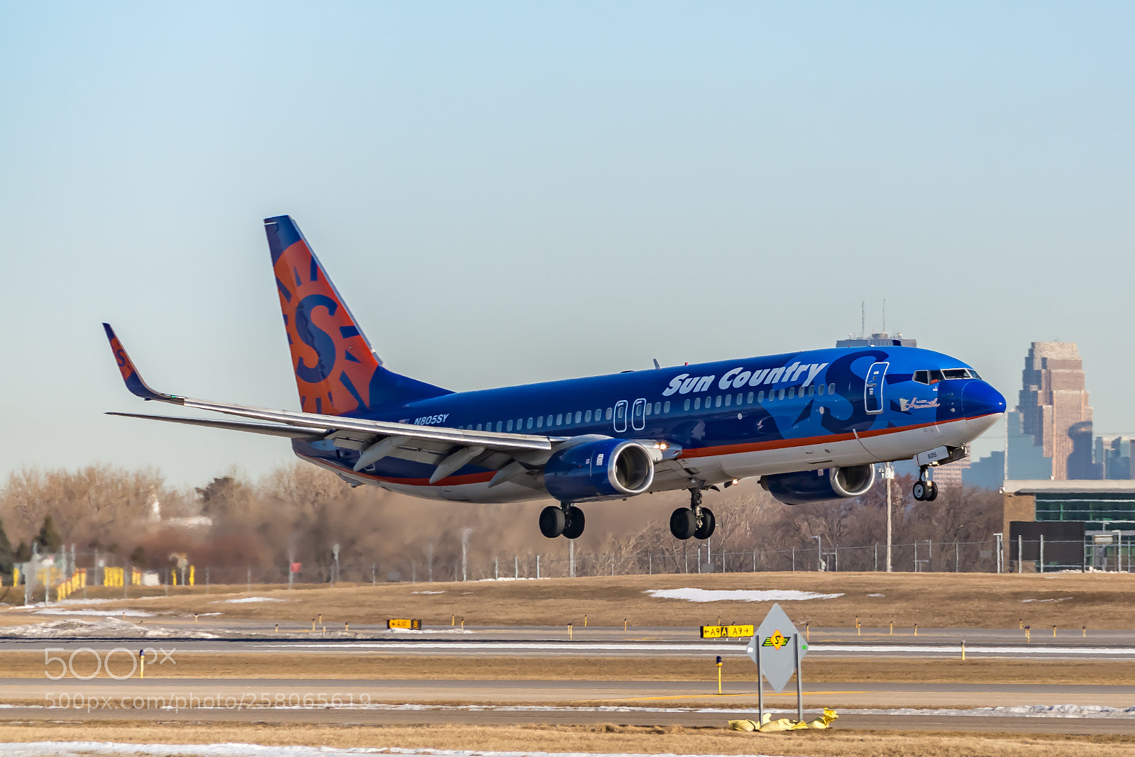 Nikon D7100 sample photo. Sun country airlines boeing photography
