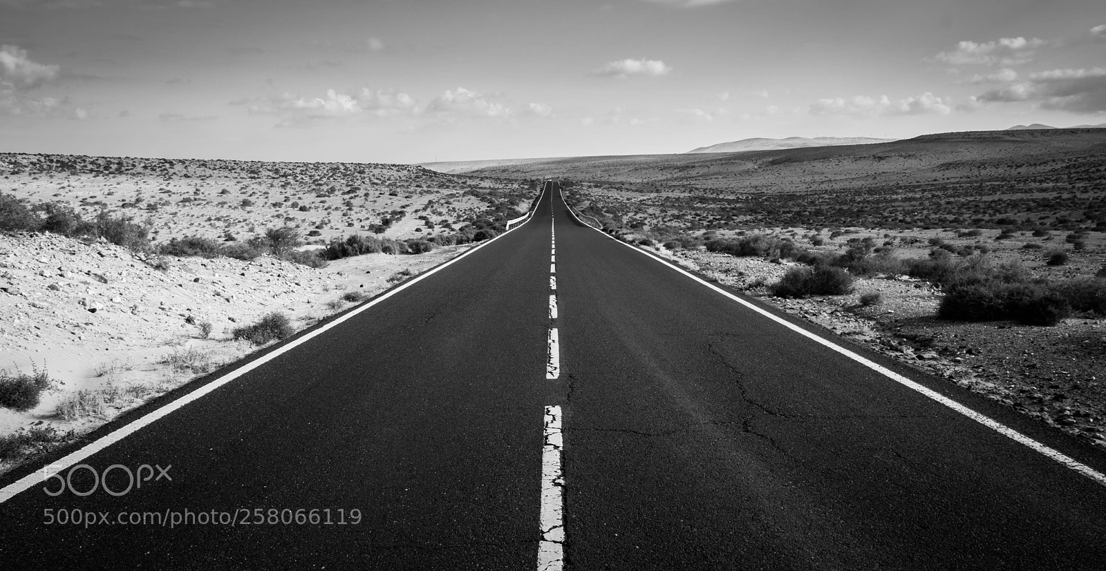 Canon EOS 750D (EOS Rebel T6i / EOS Kiss X8i) sample photo. Road to nowhere photography