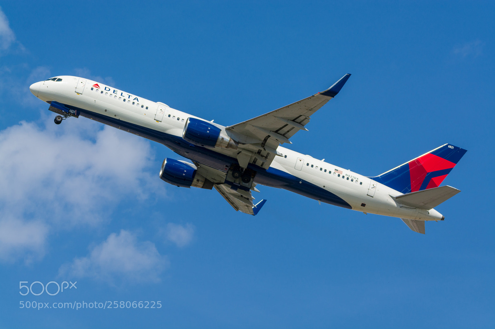 Nikon D7100 sample photo. Delta air lines boeing photography