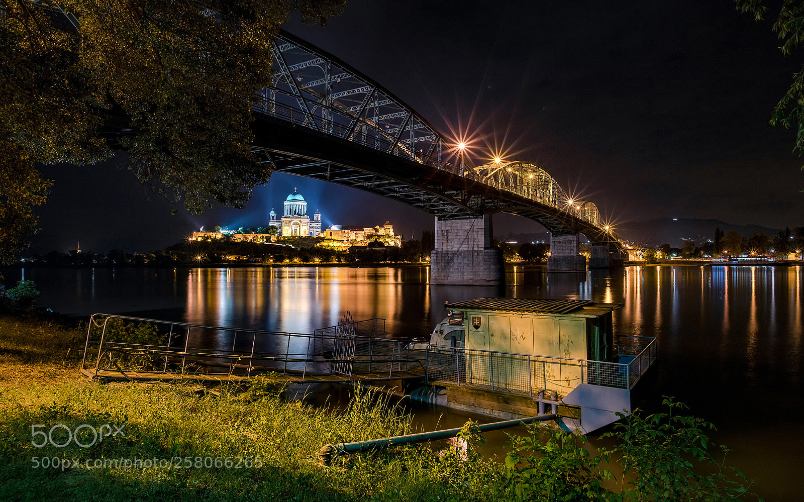 Nikon D850 sample photo. A quiet night on photography