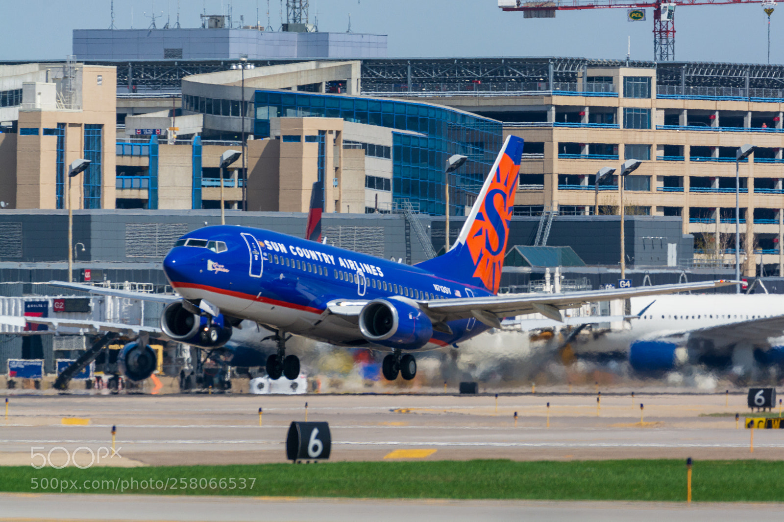 Nikon D7100 sample photo. Sun country airlines boeing photography