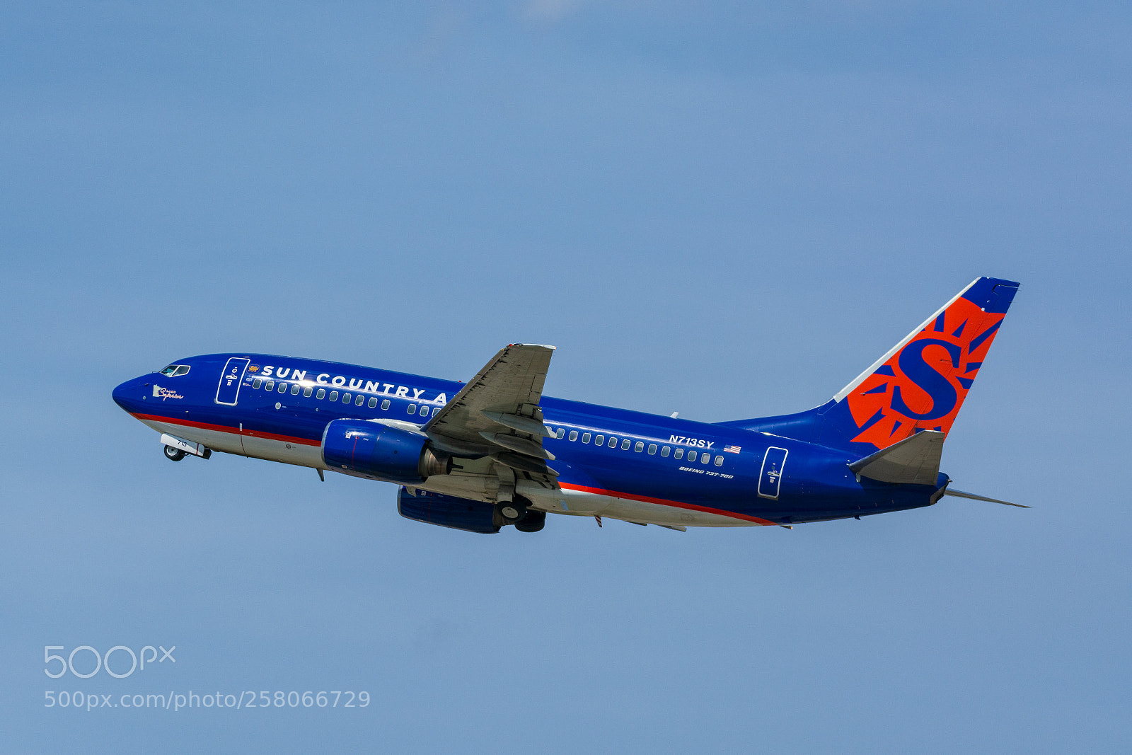Nikon D7100 sample photo. Sun country airlines boeing photography