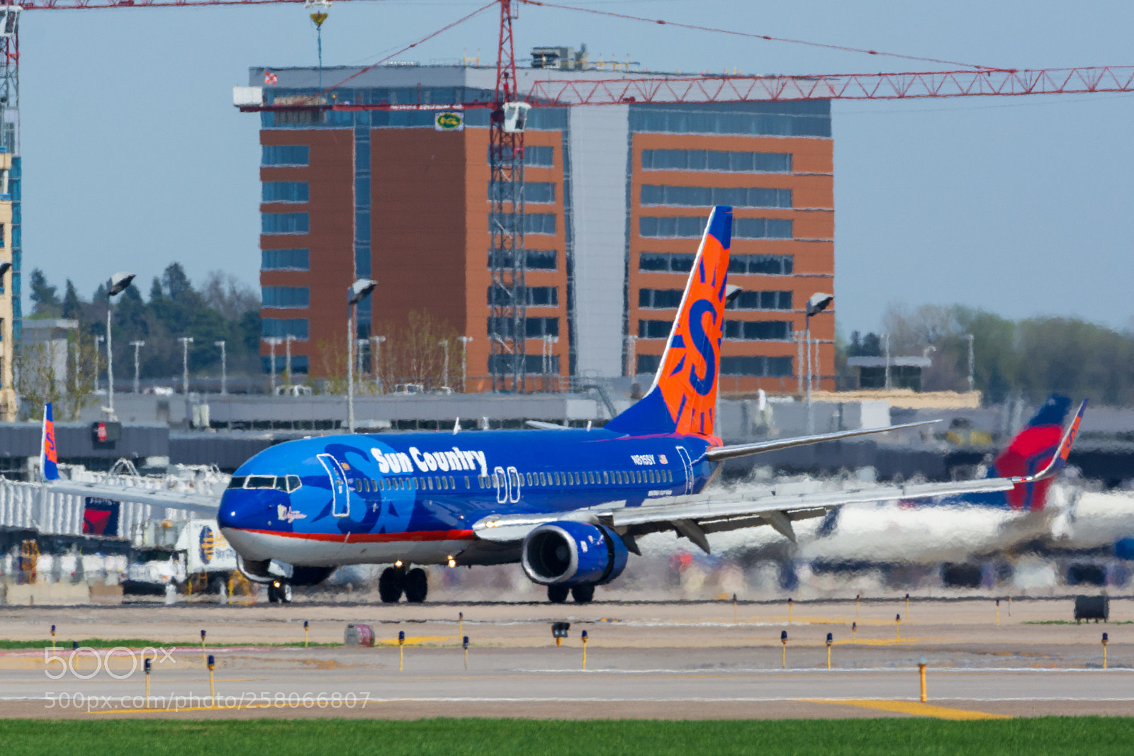 Nikon D7100 sample photo. Sun country airlines boeing photography