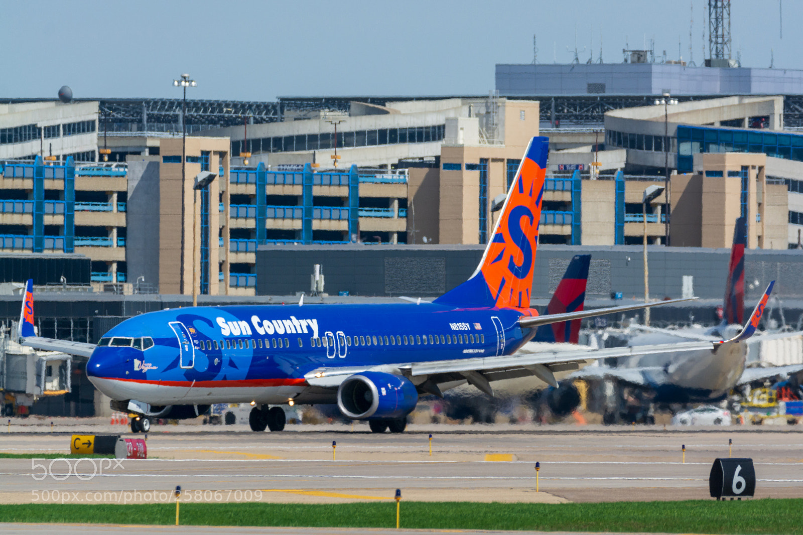 Nikon D7100 sample photo. Sun country airlines boeing photography