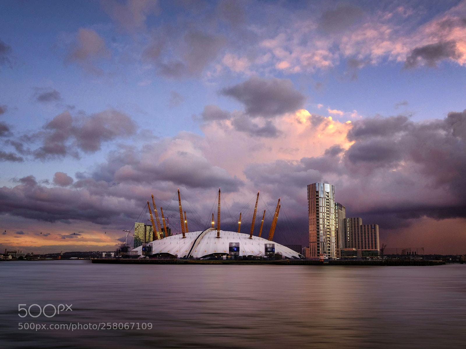 Fujifilm X-T2 sample photo. The o2 london photography