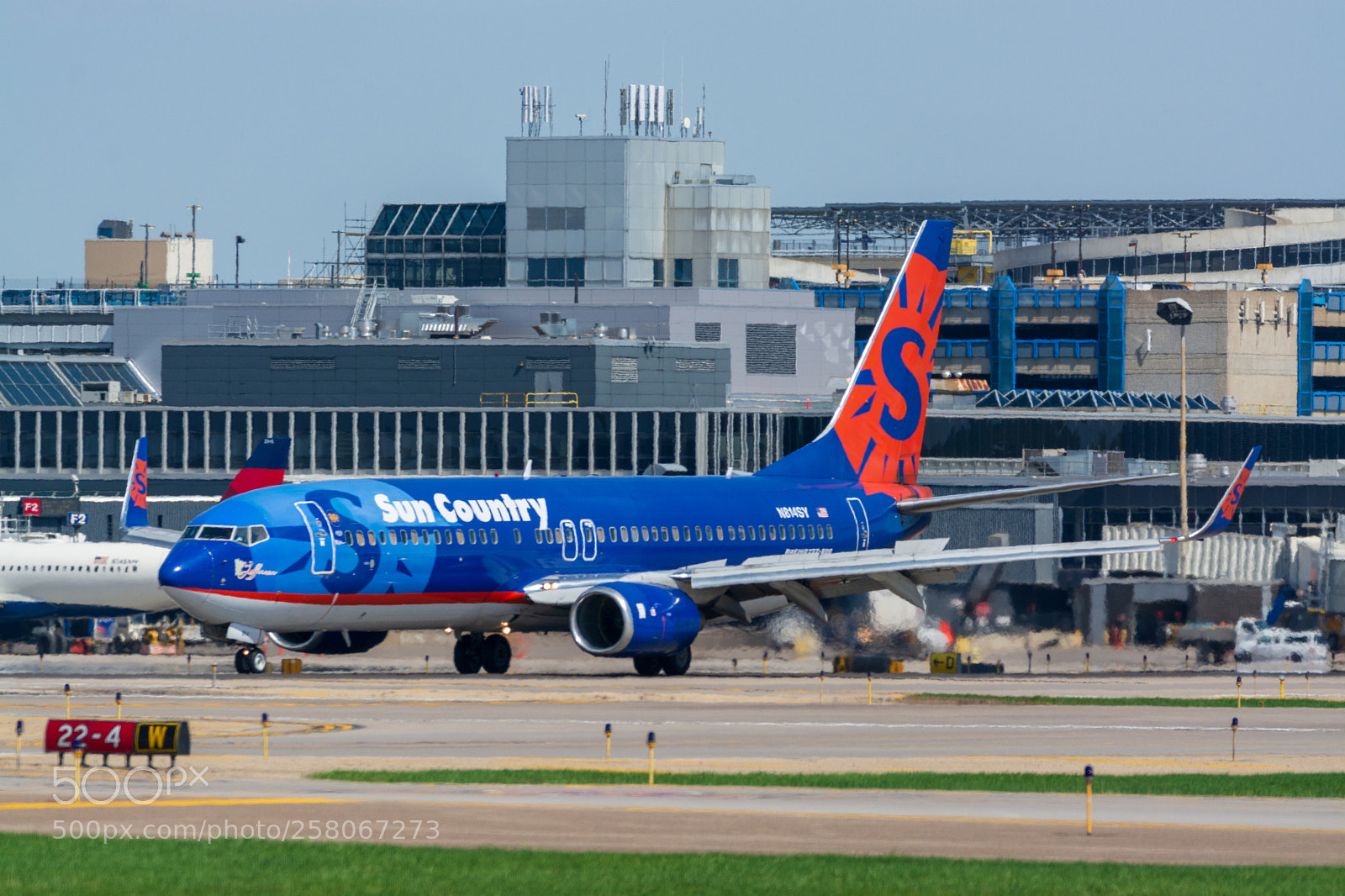 Nikon D7100 sample photo. Sun country airlines boeing photography