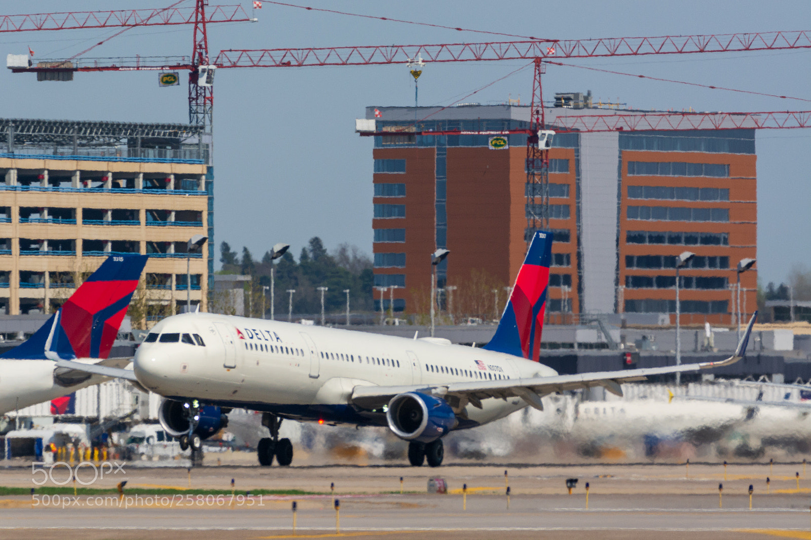Nikon D7100 sample photo. Delta air lines airbus photography