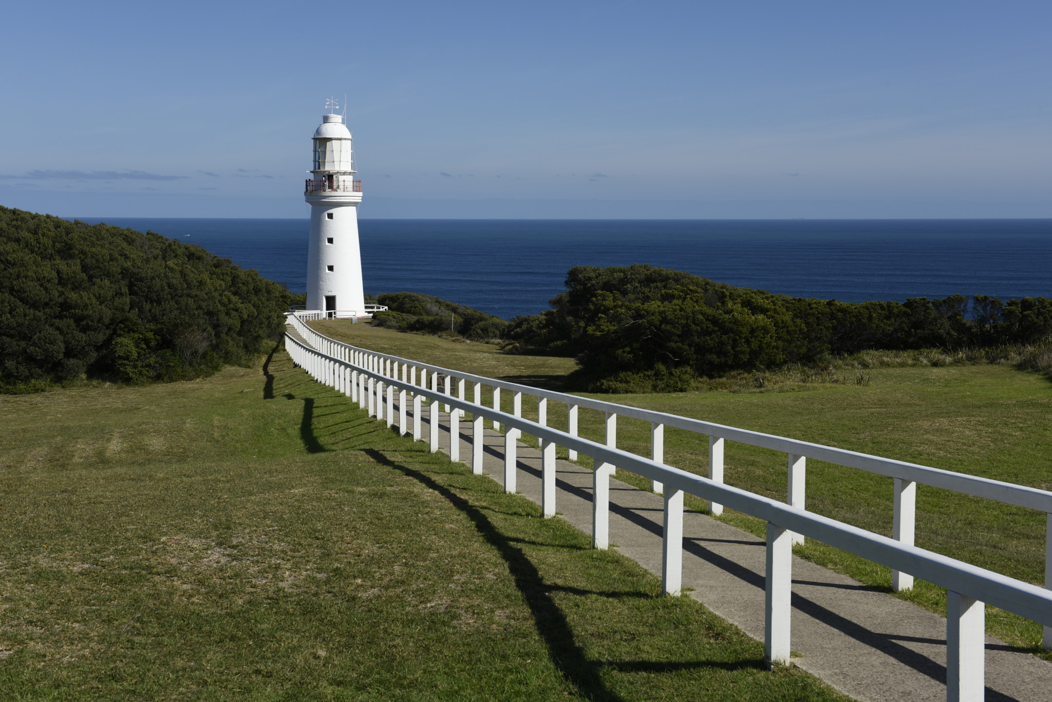Nikon AF-S Nikkor 24-70mm F2.8G ED sample photo. Lighthouse in cape otway. australia photography