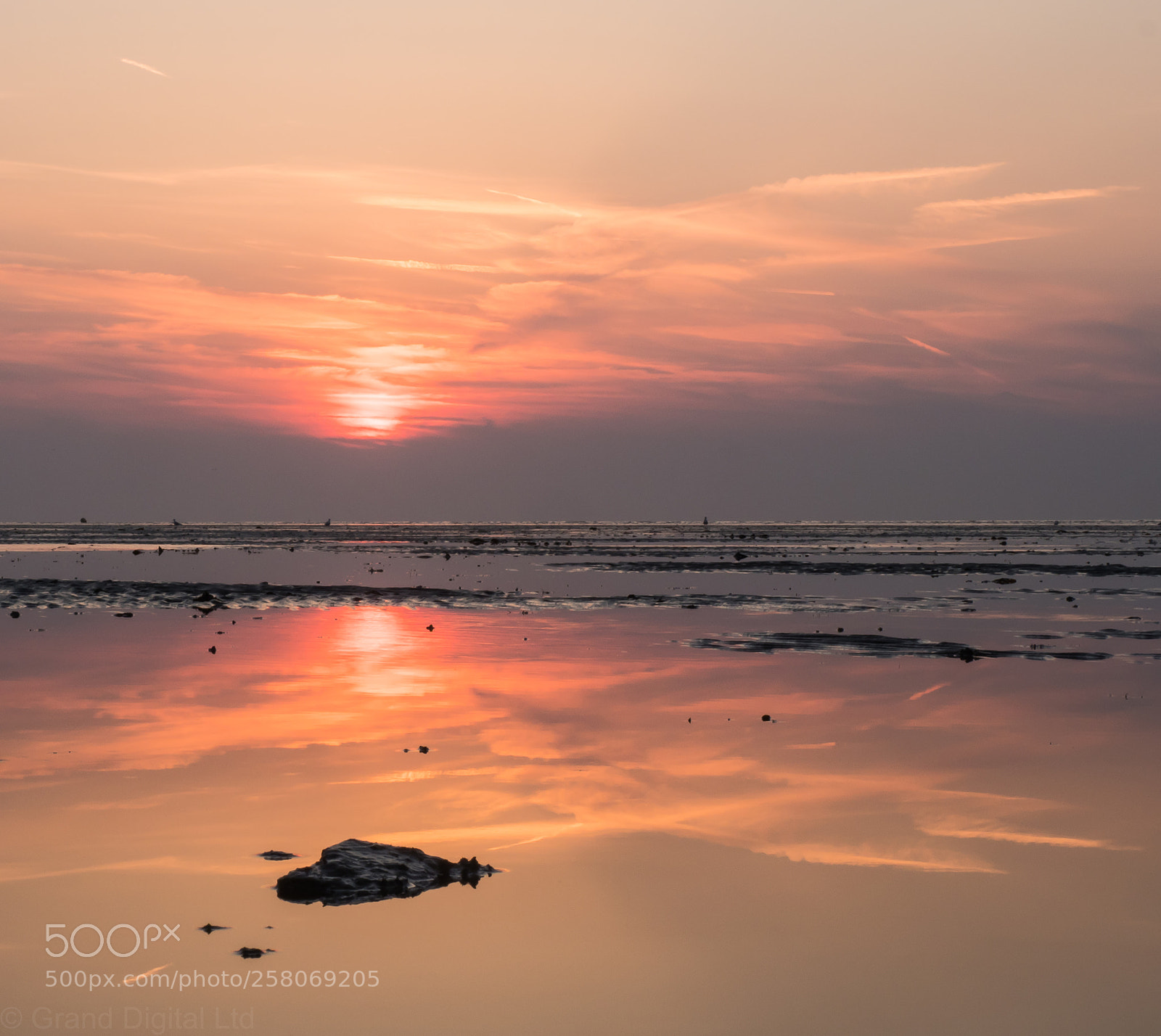Olympus OM-D E-M1 Mark II sample photo. Herne bay sunset 15-05-18 photography