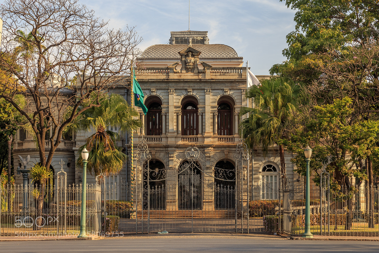 Canon EOS 6D sample photo. Government building photography