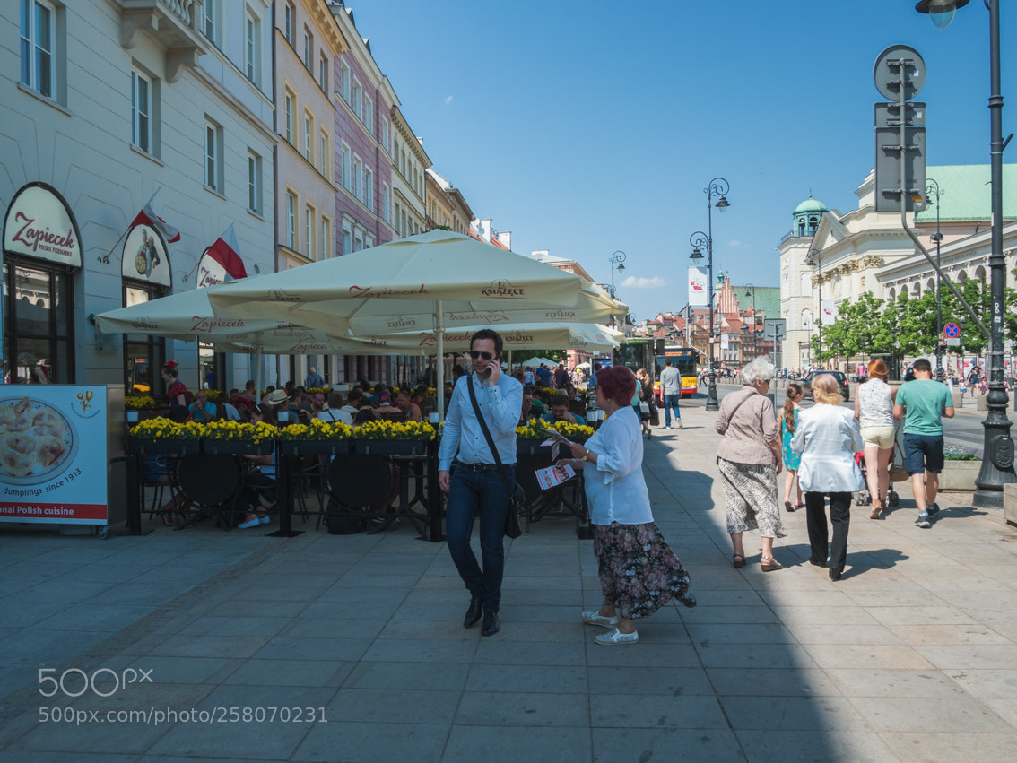 Olympus OM-D E-M10 III sample photo. Afternoon in warsaw photography
