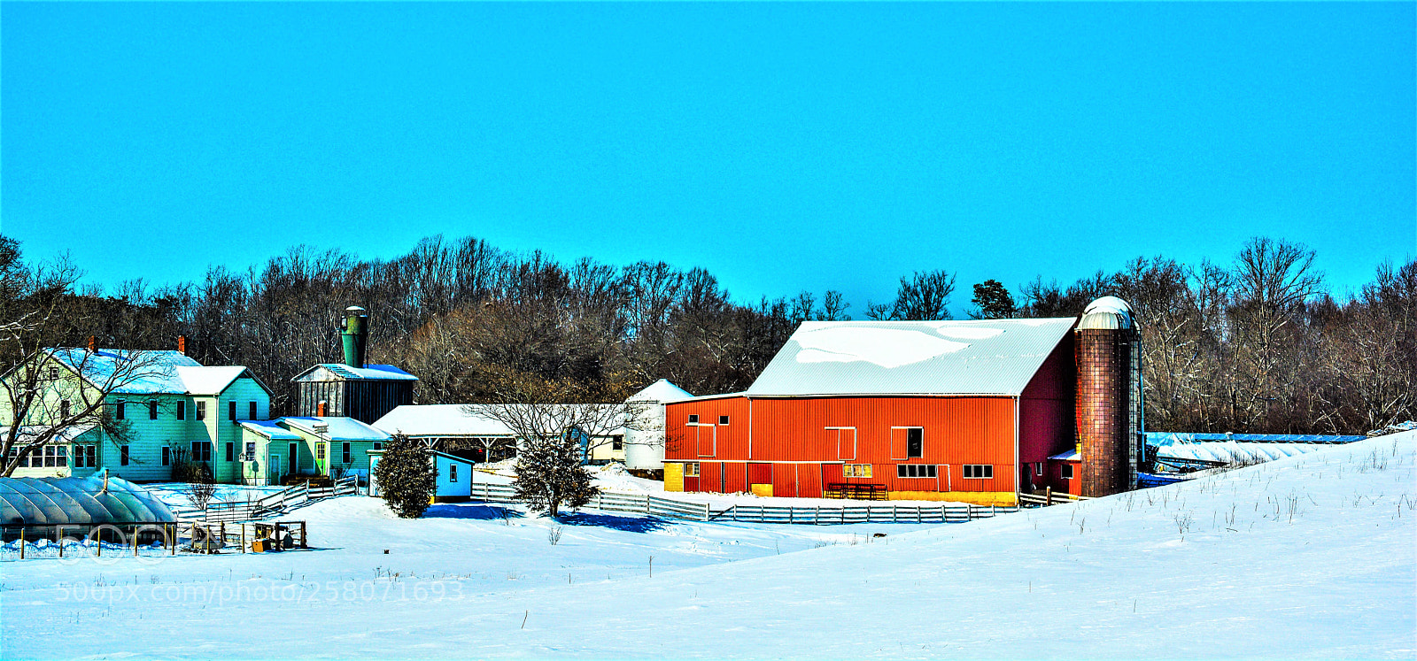 Nikon D5200 sample photo. Red barn in snow photography