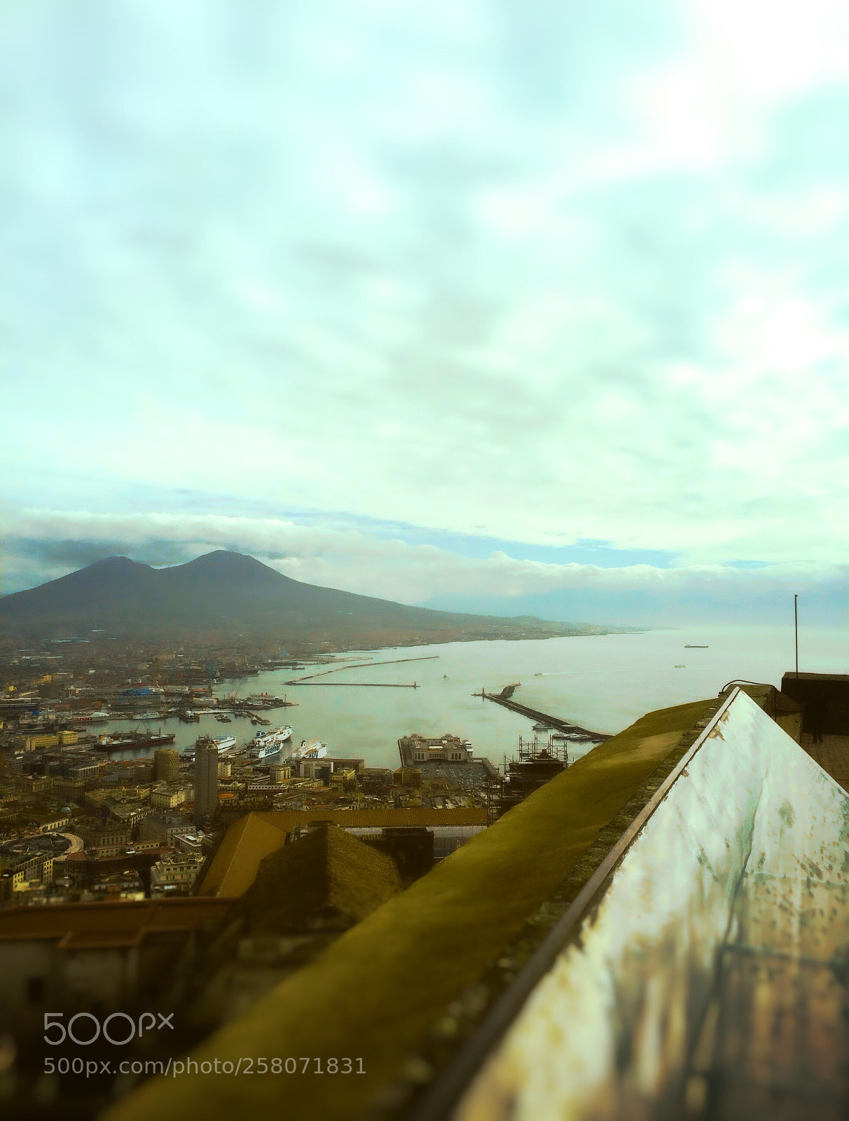 Apple iPhone 5s sample photo. Napoli photography