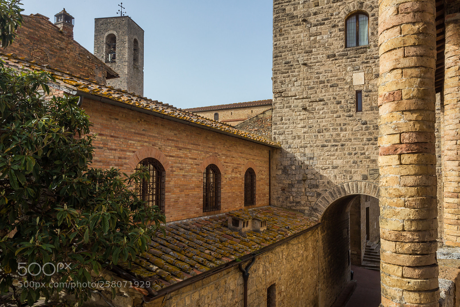 Canon EOS 6D sample photo. Arches and windows photography