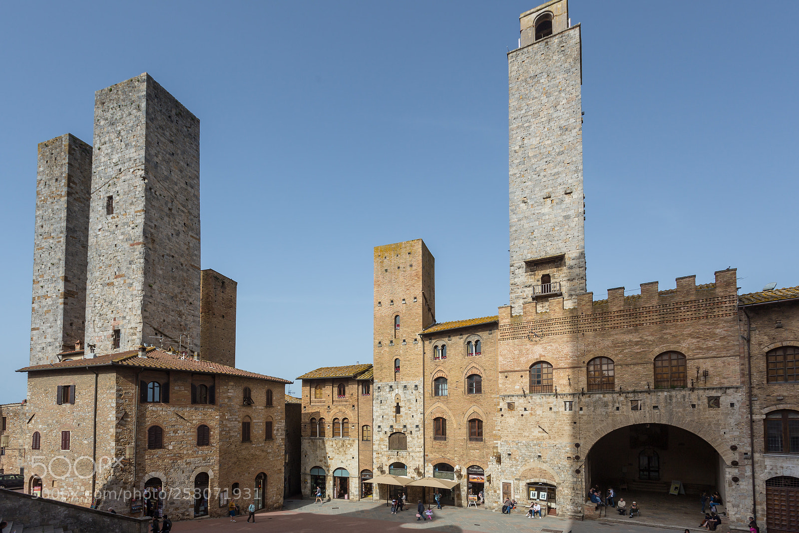 Canon EOS 6D sample photo. Main square photography