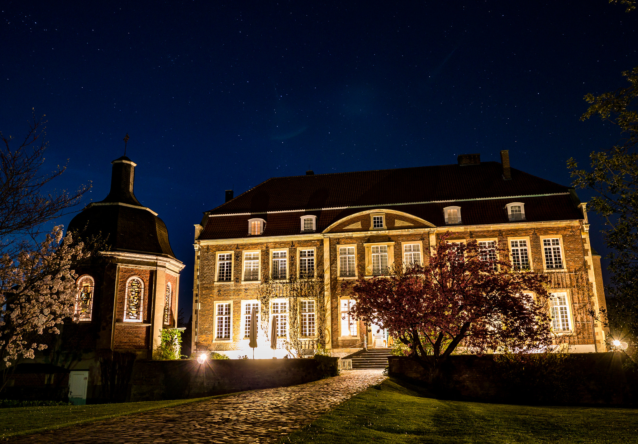 Panasonic DMC-G81 sample photo. Castle wilkinghege photography