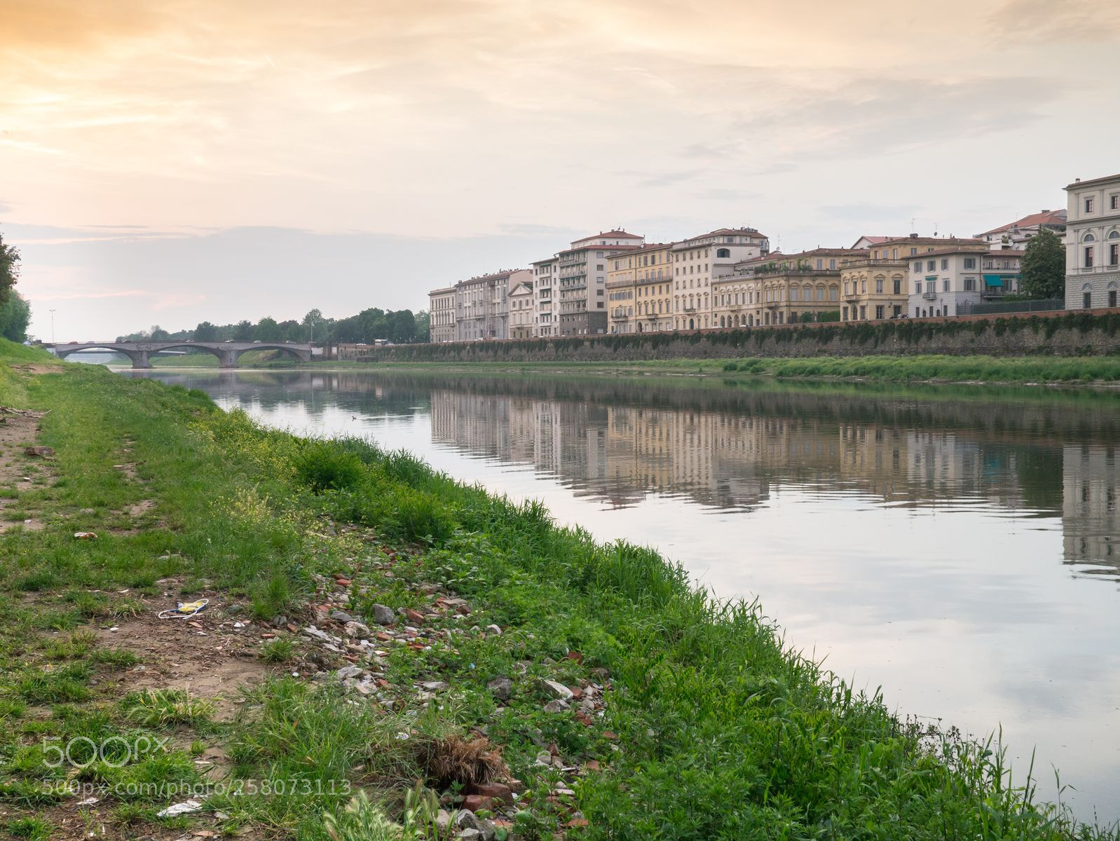 Panasonic Lumix DMC-G3 sample photo. Firenze river reflections at photography