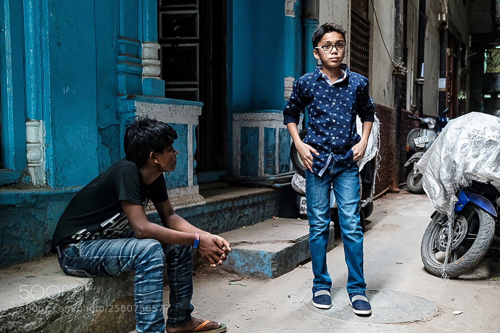 Fujifilm X-T2 sample photo. Blue street photography