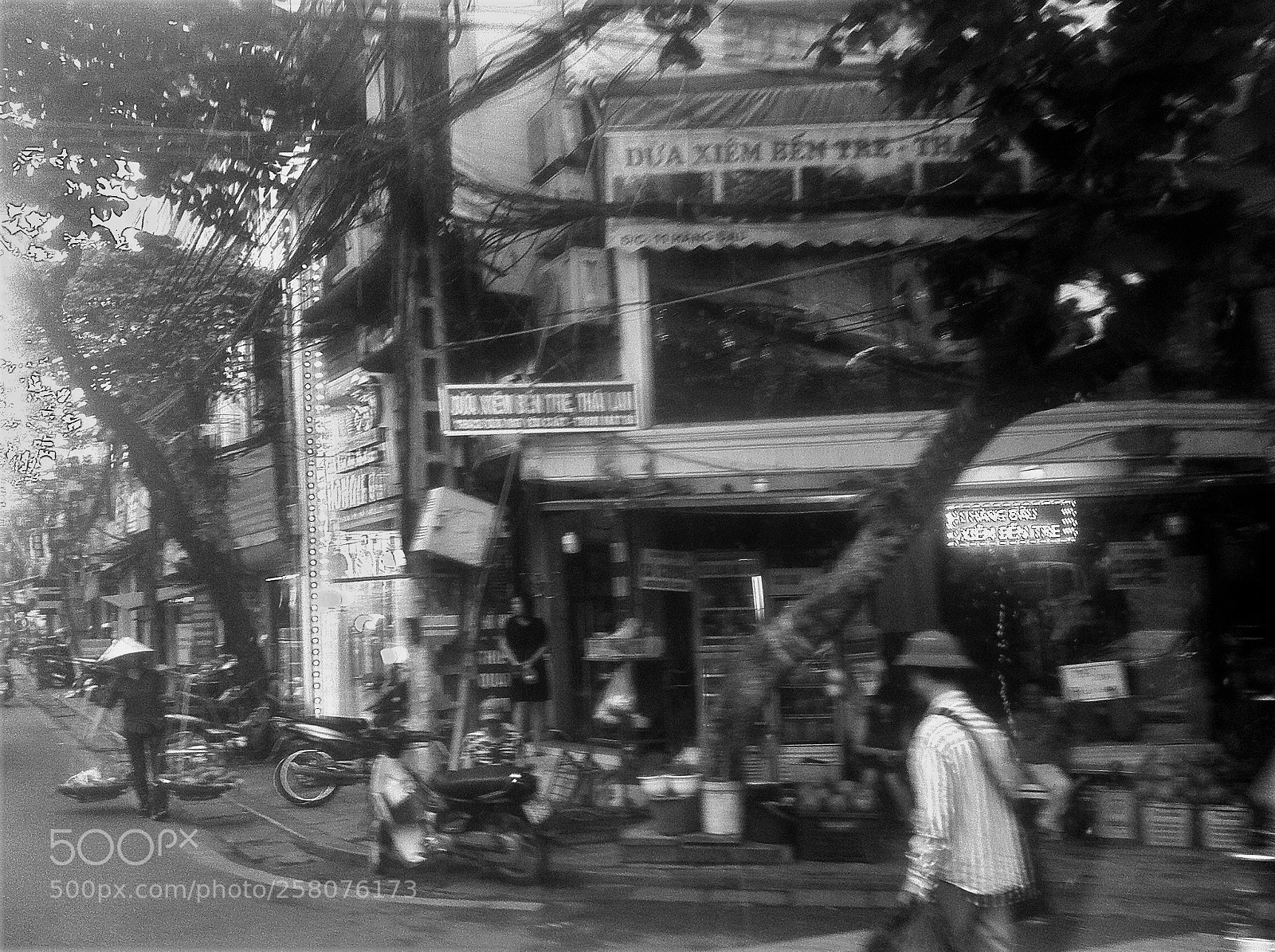 Apple iPhone 4 sample photo. Vietnam effect ! photography
