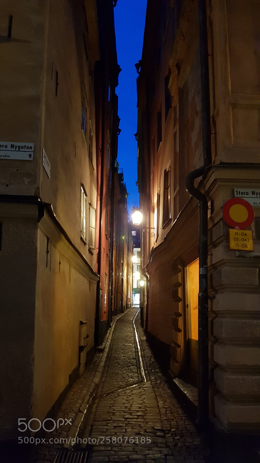 Samsung Galaxy S8 sample photo. Stockholm streets photography