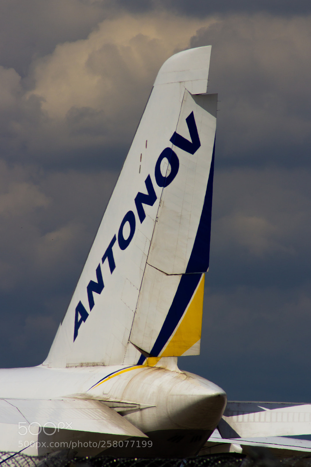 Canon EOS 1200D (EOS Rebel T5 / EOS Kiss X70 / EOS Hi) sample photo. Antonov photography