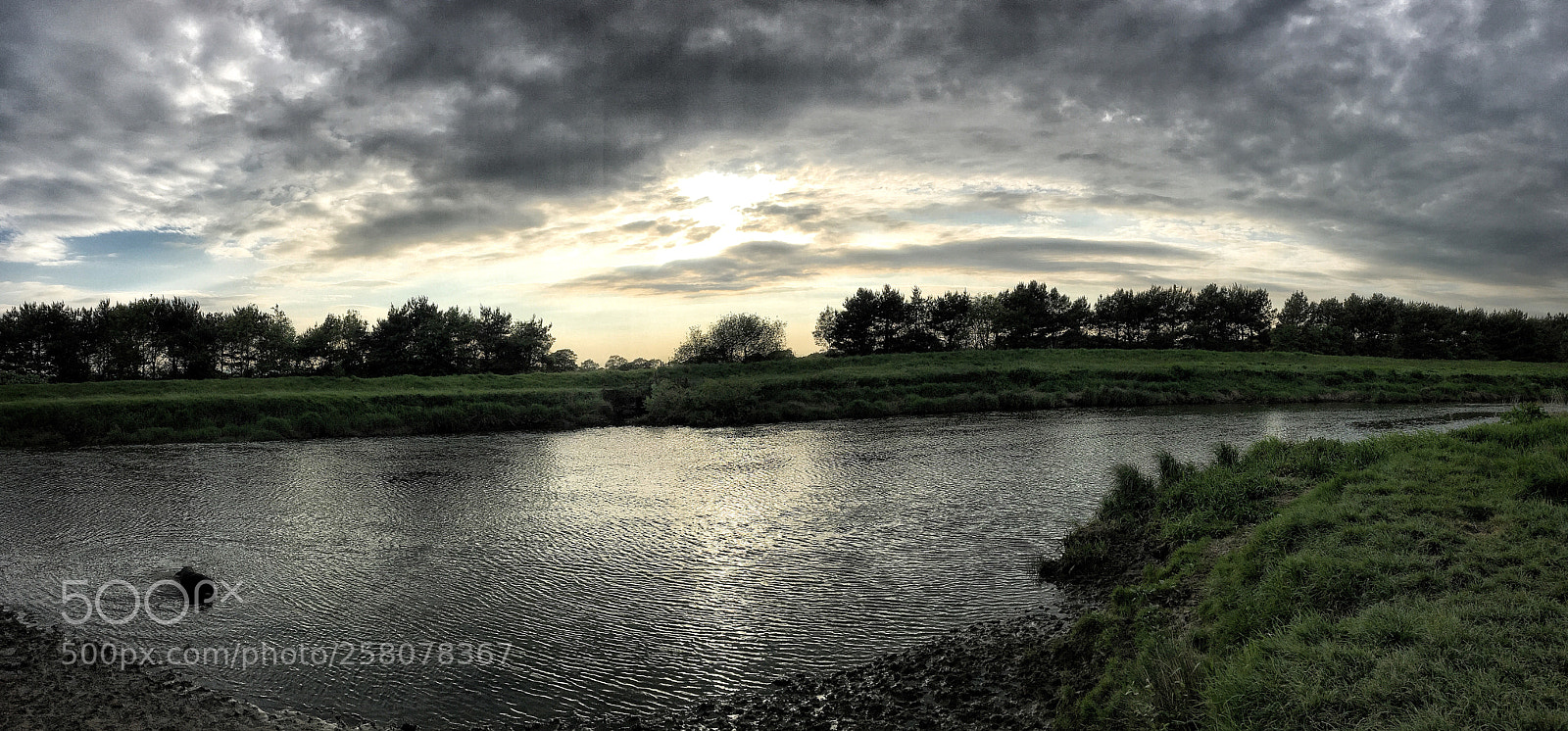 Apple iPhone 6s Plus sample photo. Sunset on the river photography