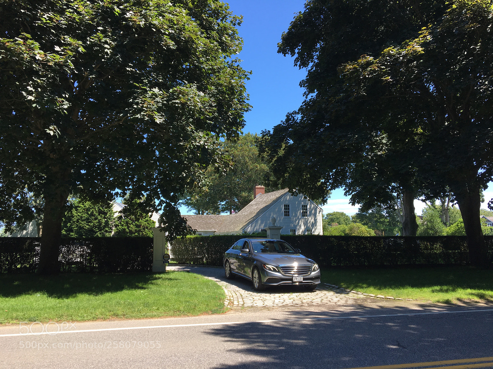 Apple iPhone 6s sample photo. Hamptons house photography