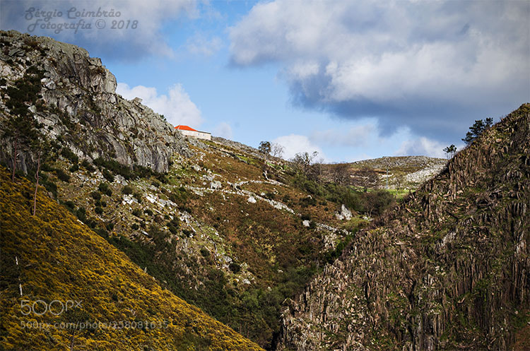 Pentax K-50 sample photo. The mountain house photography