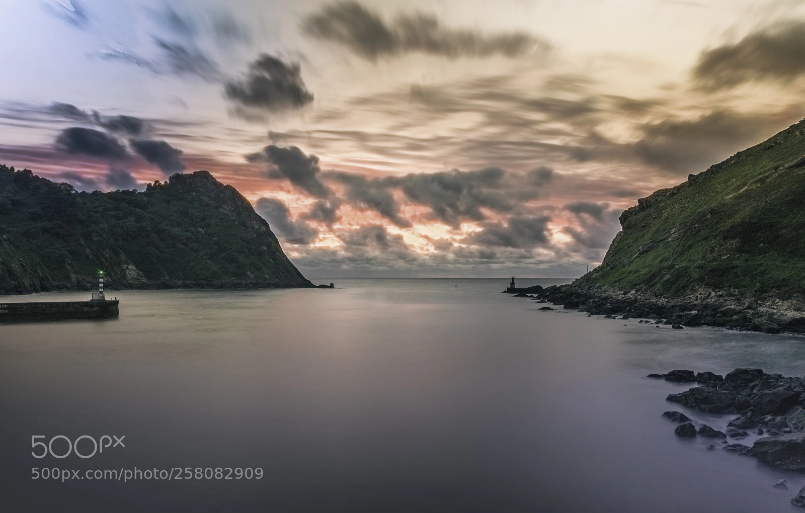 Canon EOS 70D sample photo. Bahia de pasaia photography