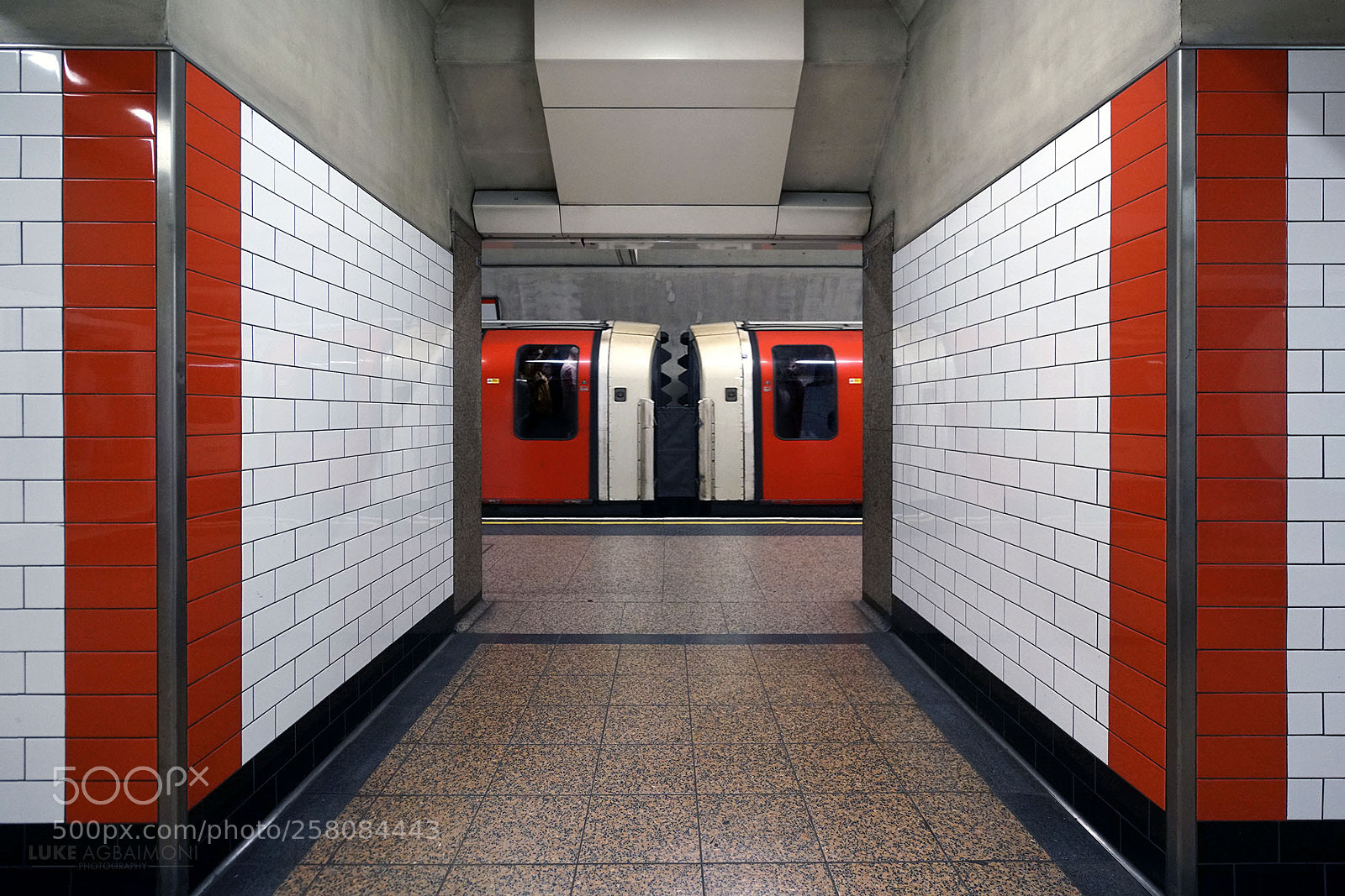 Sony a7R II sample photo. Perfectly central - st photography