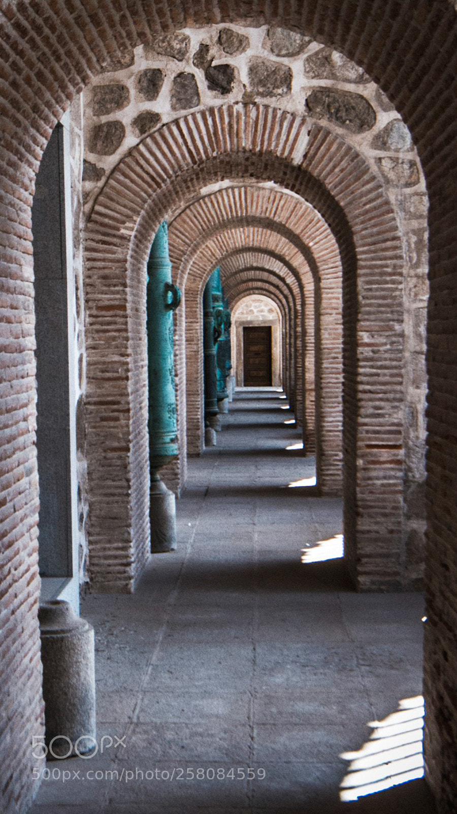 Nikon D800 sample photo. Galería alcazar toledo photography
