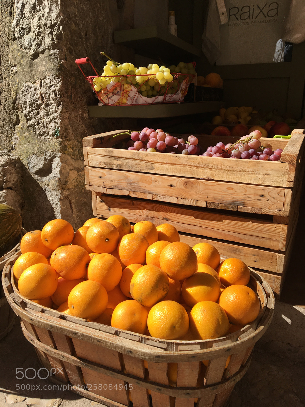 Apple iPhone 6s sample photo. Food market in majorca photography
