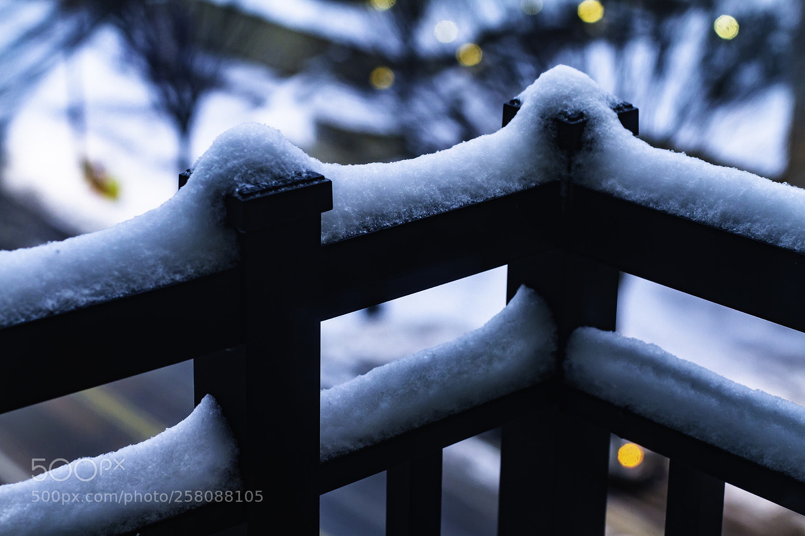 Canon EOS 7D sample photo. Snow on the railing photography