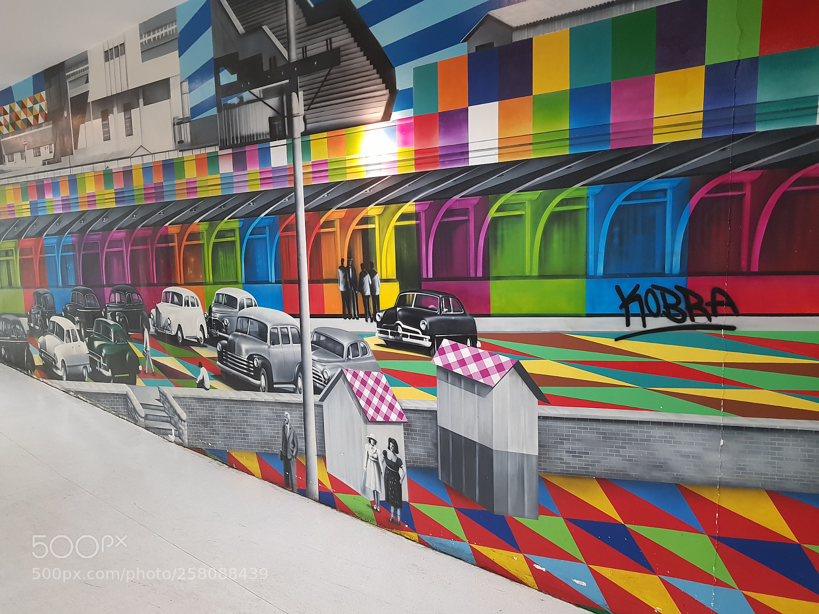 Samsung Galaxy S8+ sample photo. Wall photography