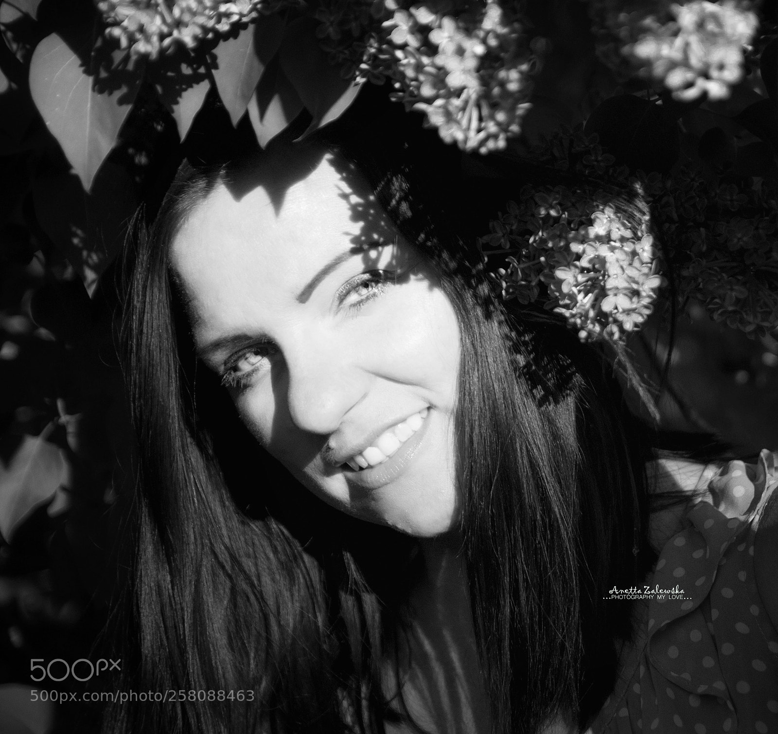 Nikon D3300 sample photo. Justine in black&white photography