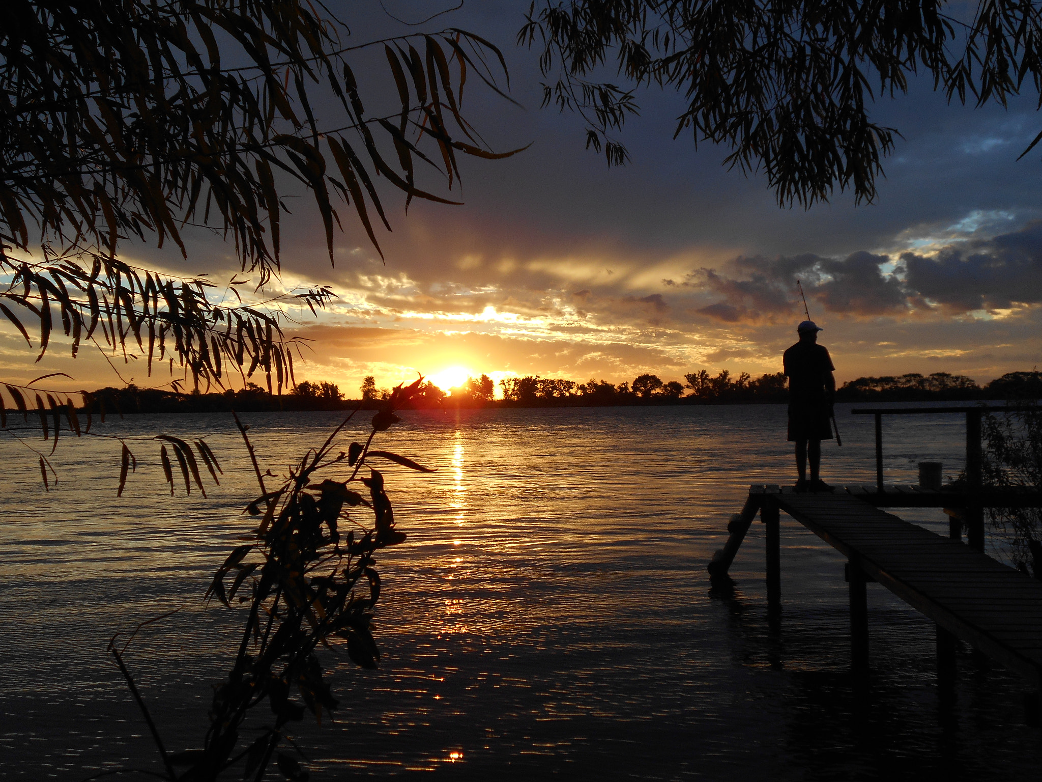 Nikon COOLPIX S2800 sample photo. " el pescador" photography